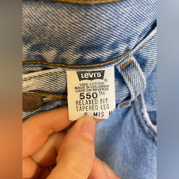 Levi’s Relaxed Fit Tapered Leg Jeans - Picture 6 of 9